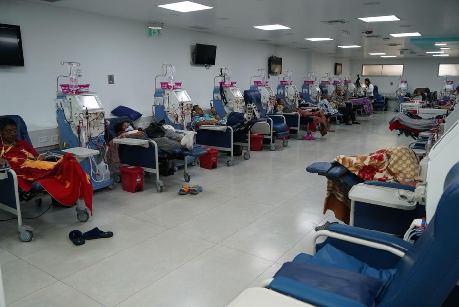 IESS garantiza hemodiálisis a 10 mil pacientes mediante convenios privados