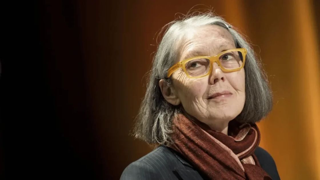 Anne Carson, ganadora del Nobel de Literatura 2026, redefine los límites entre poesía y mito