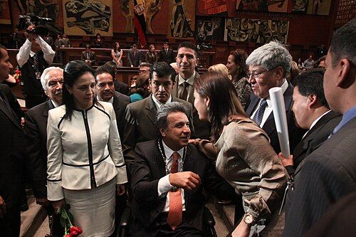 Tribunal condena a cinco años de prisión a Lenín Moreno por casos de corrupción