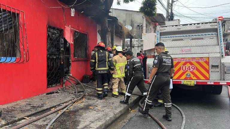 Explosión de gas en Guayaquil deja siete heridos y exige mayor fiscalización del sector