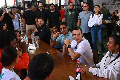 Noboa intensifica controles migratorios: Operativo similar al modelo Trump busca regularizar presencia extranjera