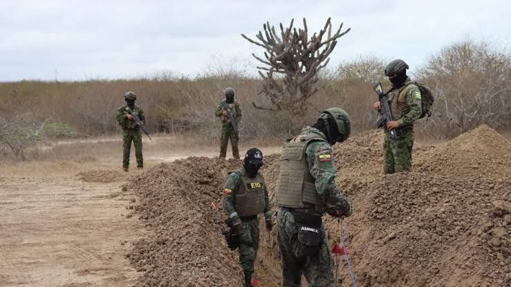 Ecuador neutraliza su 21ava pista clandestina en Santa Elena