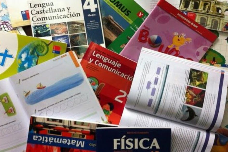 Superintendencia fiscaliza precios de libros escolares para garantizar libre competencia