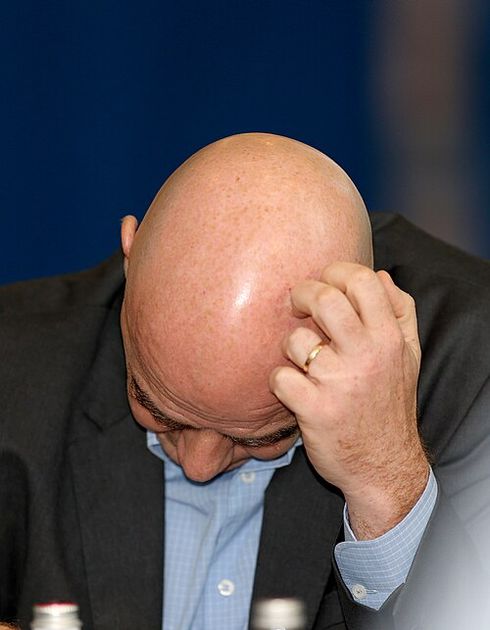 Infantino defiende FIFA Forward: El choque entre fútbol y capital privado