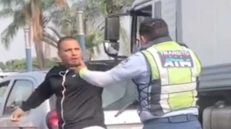 Conductor condenado por agredir agentes de tránsito en Quito
