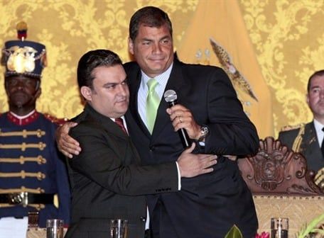 Imagen de Rafael Correa y José Serrano resurge en redes sociales del gobierno