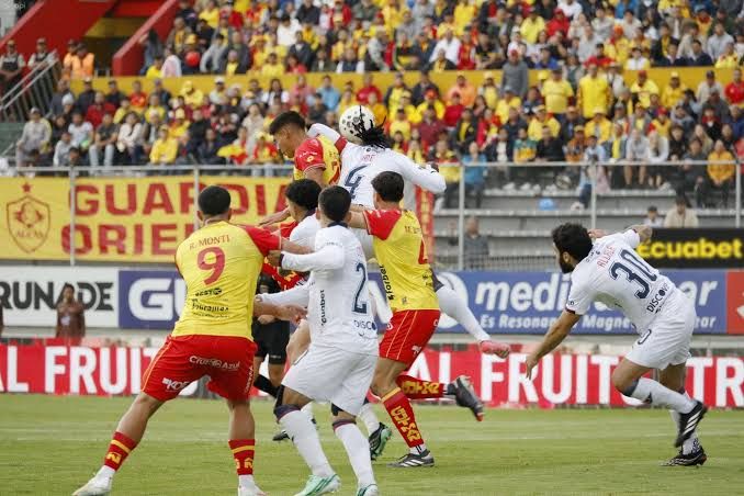 Superclásico de Quito: Liga y Aucas definen su rumbo al enfrentarse este sábado