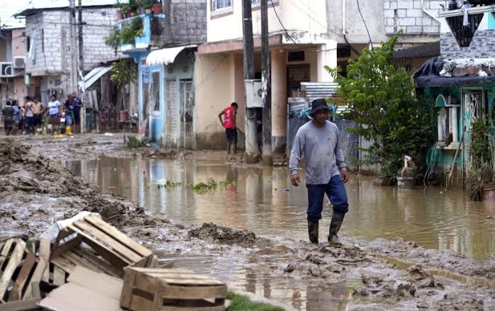 Ecuador activa Alerta Roja por El Niño: qué implica la resolución de Gestión de Riesgos