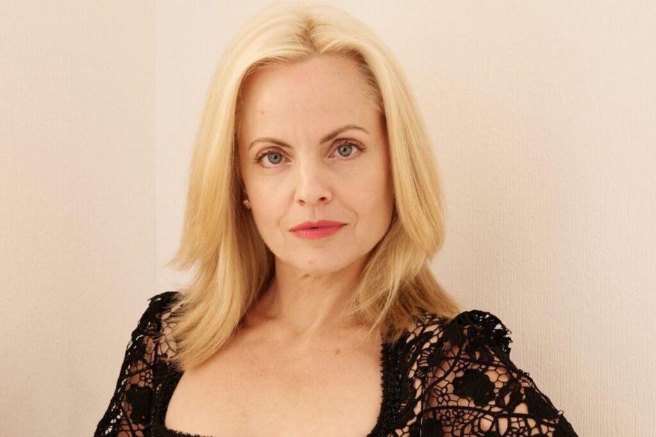 Mena Suvari regresa a American Horror Story: El camino de una estrella