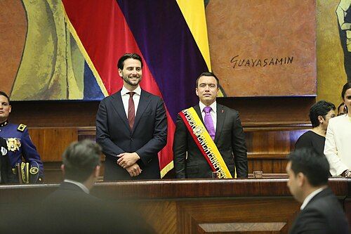 Noboa inicia visita oficial a China con reunión estratégica clave en Beijing