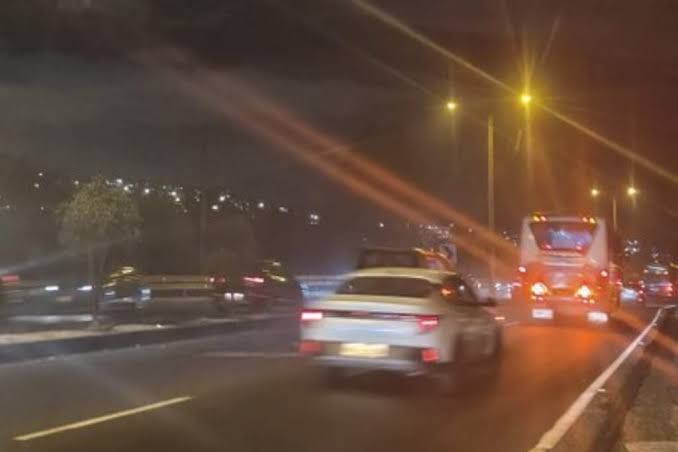Caos vehicular en Quito tras siniestro múltiple en El Trébol