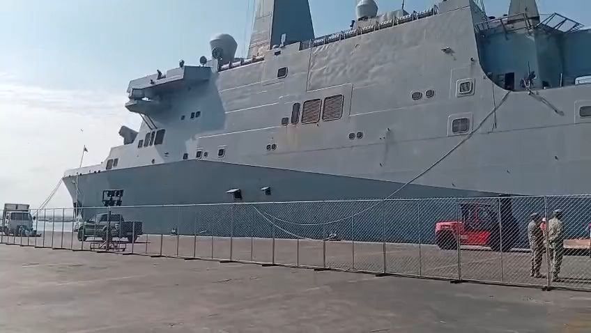 USS San Antonio atracado en Manta: contexto de la cooperación militar con EE.UU.