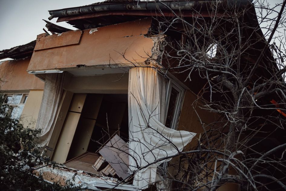 Colombia declara emergencia económica tras sismo que dejó 265 muertos