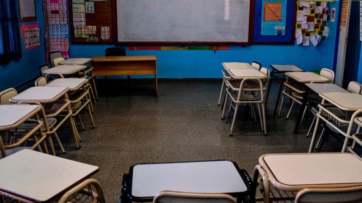 PISA revela crisis educativa en Latinoamérica mientras Ecuador busca consolidar su sistema