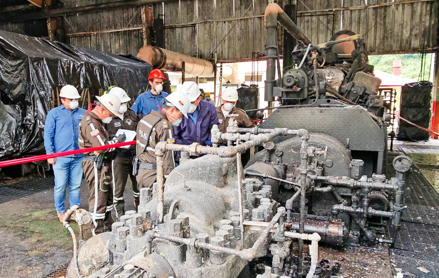 Ecuador retoma suministro energético al reparar incendio en estación de Baez