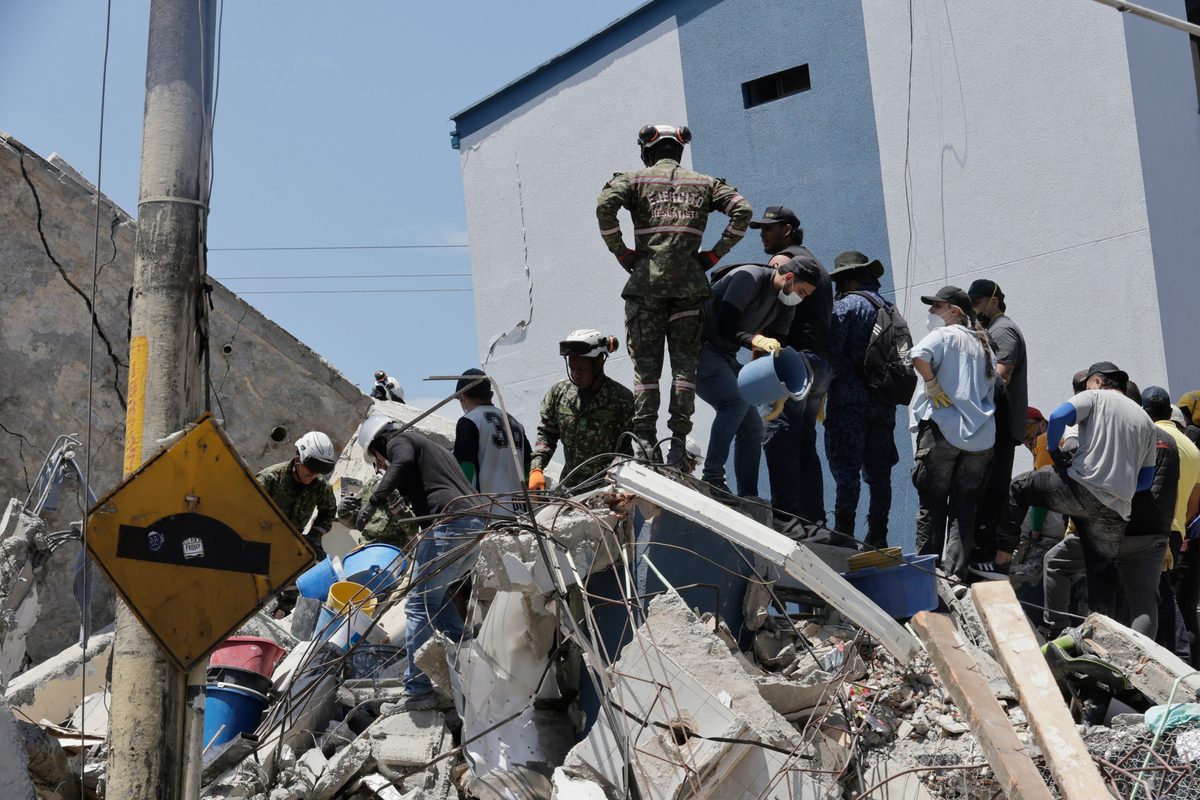 Colombia intensifica ofensiva contra el ELN en la frontera norte tras bombardeo que deja civiles vulnerables