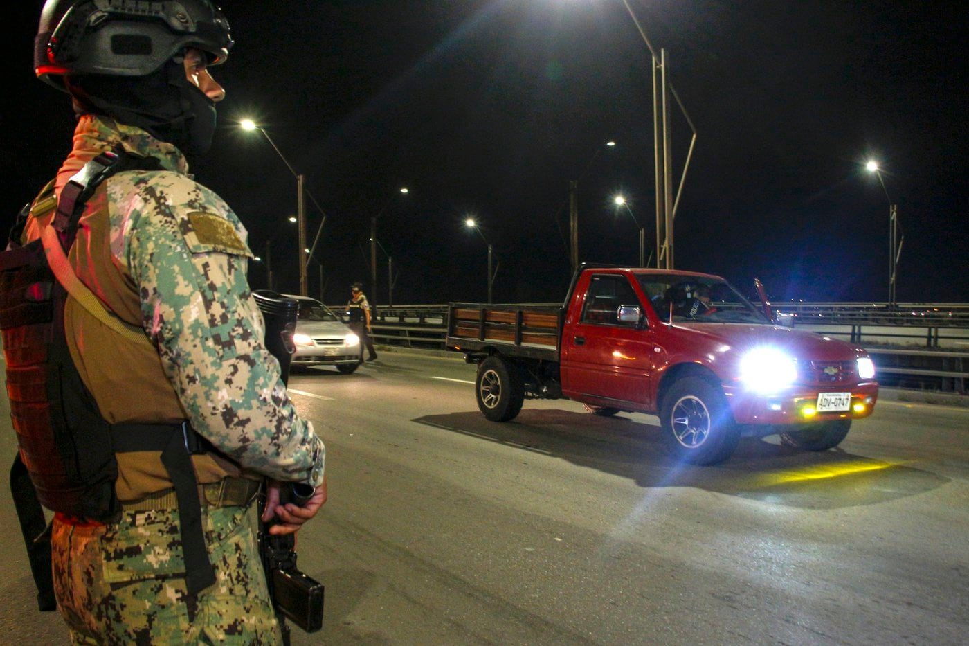 Día 13 de toque de queda deja 65 detenidos y la destrucción de un inmueble criminal en Yaguachi