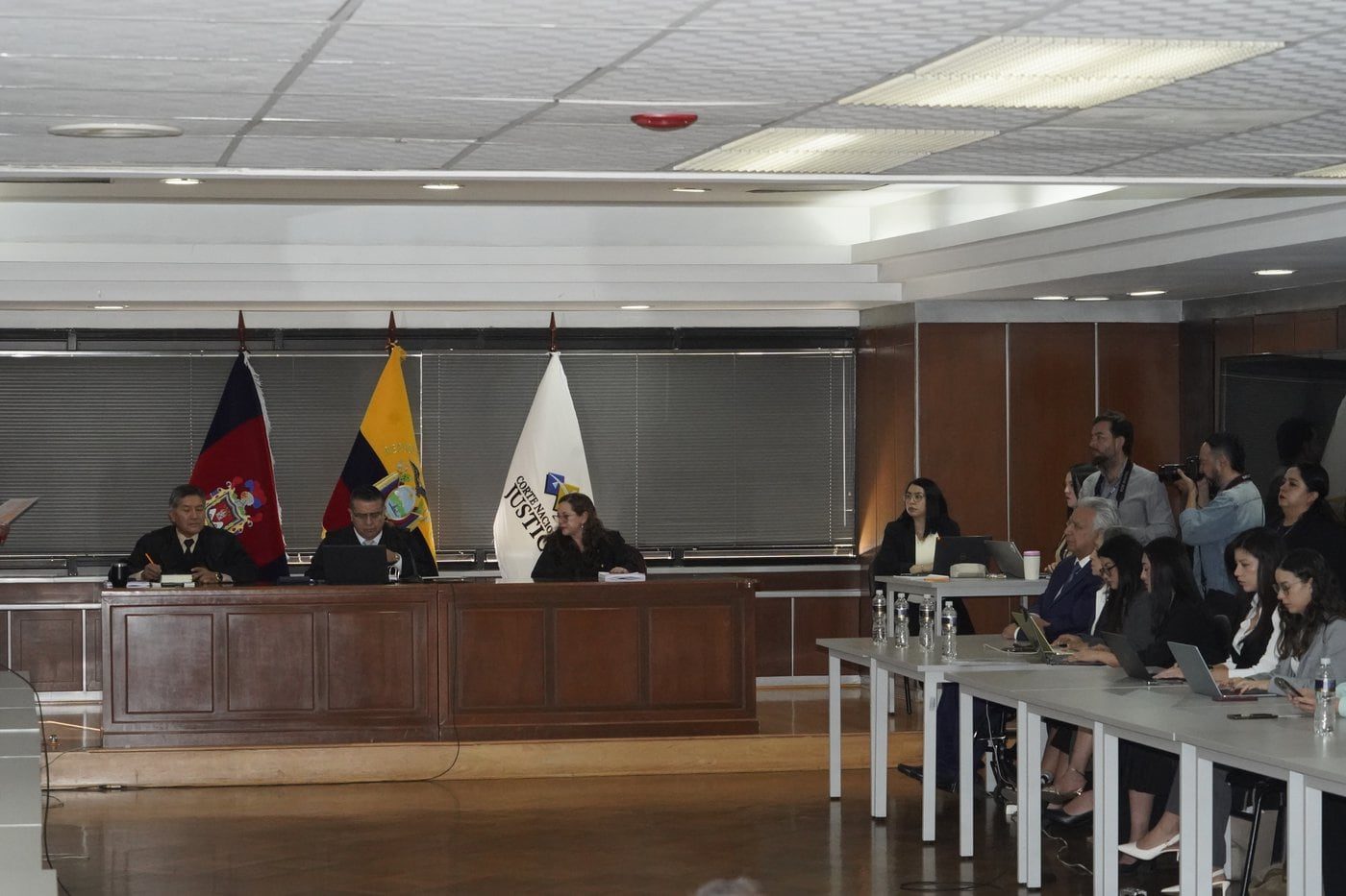 Lenín Moreno asiste a audiencia clave del caso Sinohydro en la Corte Nacional