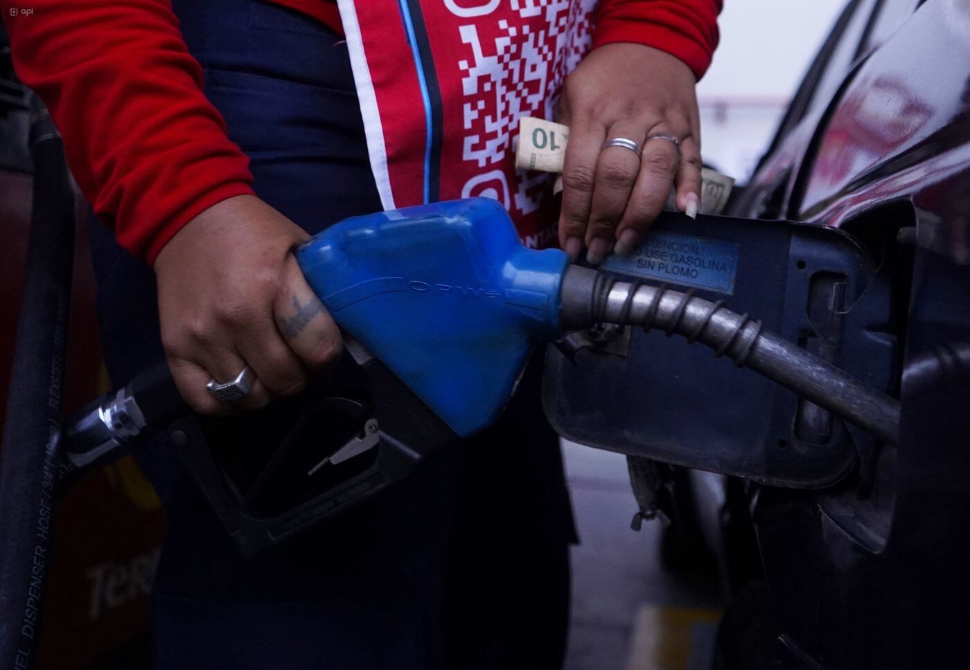 Noboa prorroga hasta abril compensaciones a transportistas por reducción de subsidios