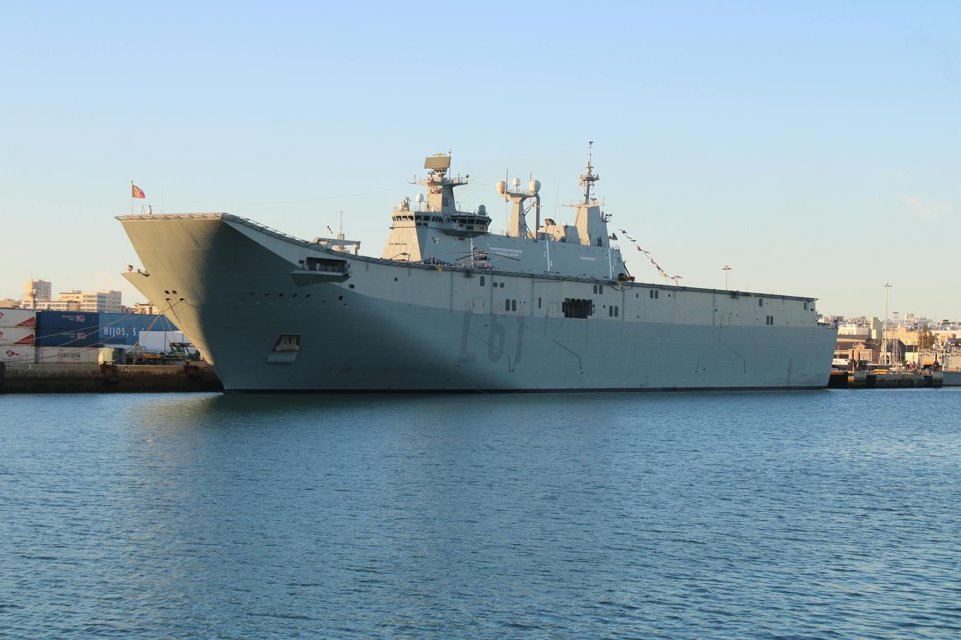 Ecuador recibe portaviones de EE.UU. para fortalecer la seguridad y combatir el narcotráfico