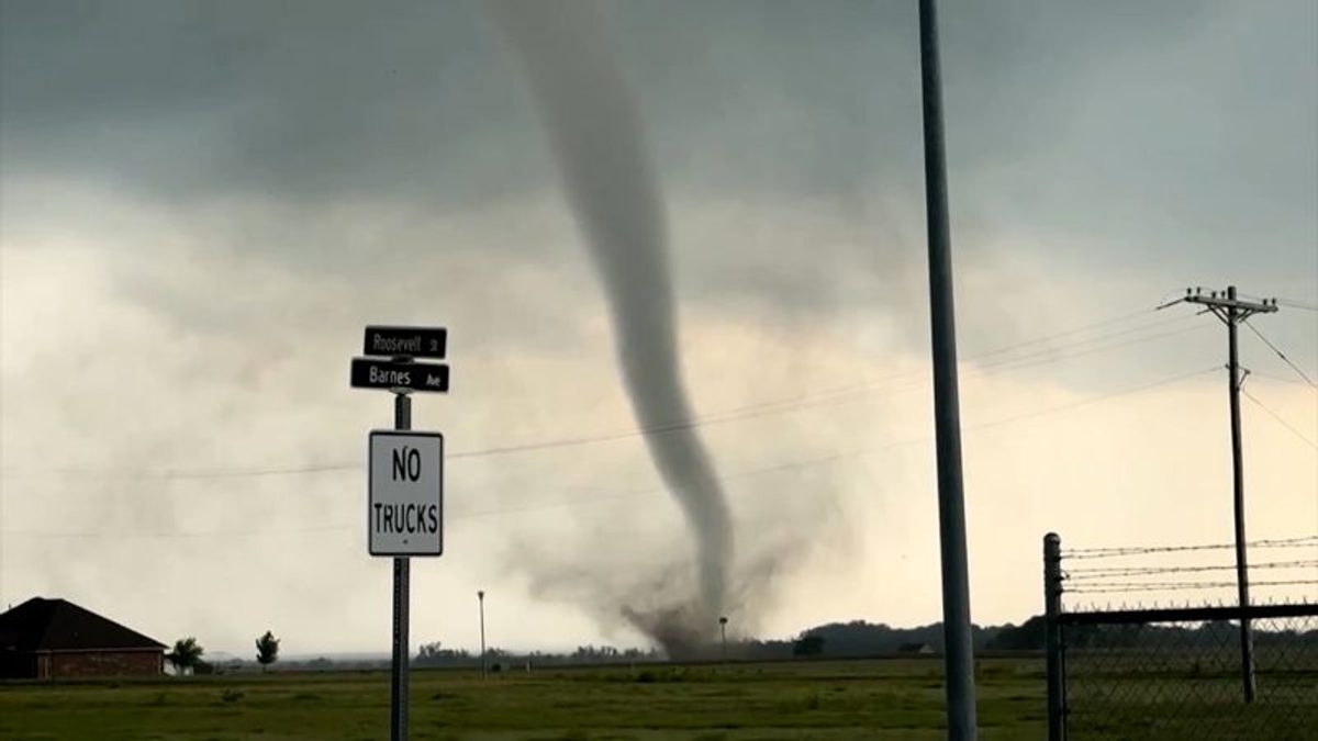 Meteorólogos advierten una semana implacable de tornados y granizo en el centro de Estados Unidos