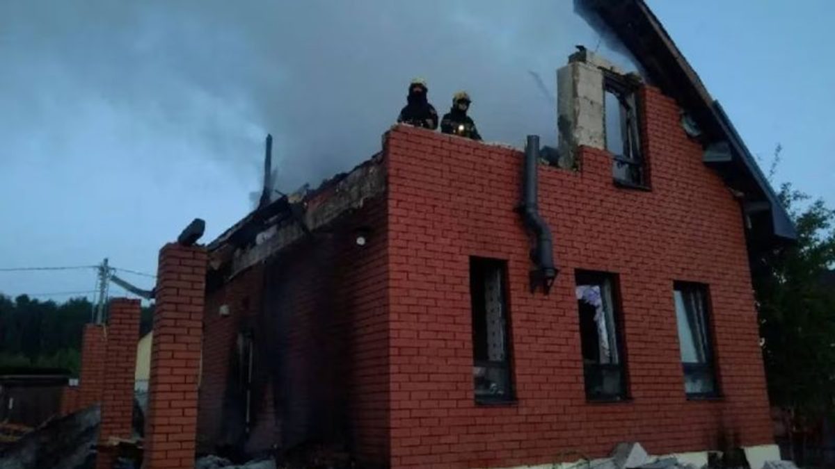 Ucrania lanza ofensiva masiva con cientos de drones contra Rusia y deja tres muertos