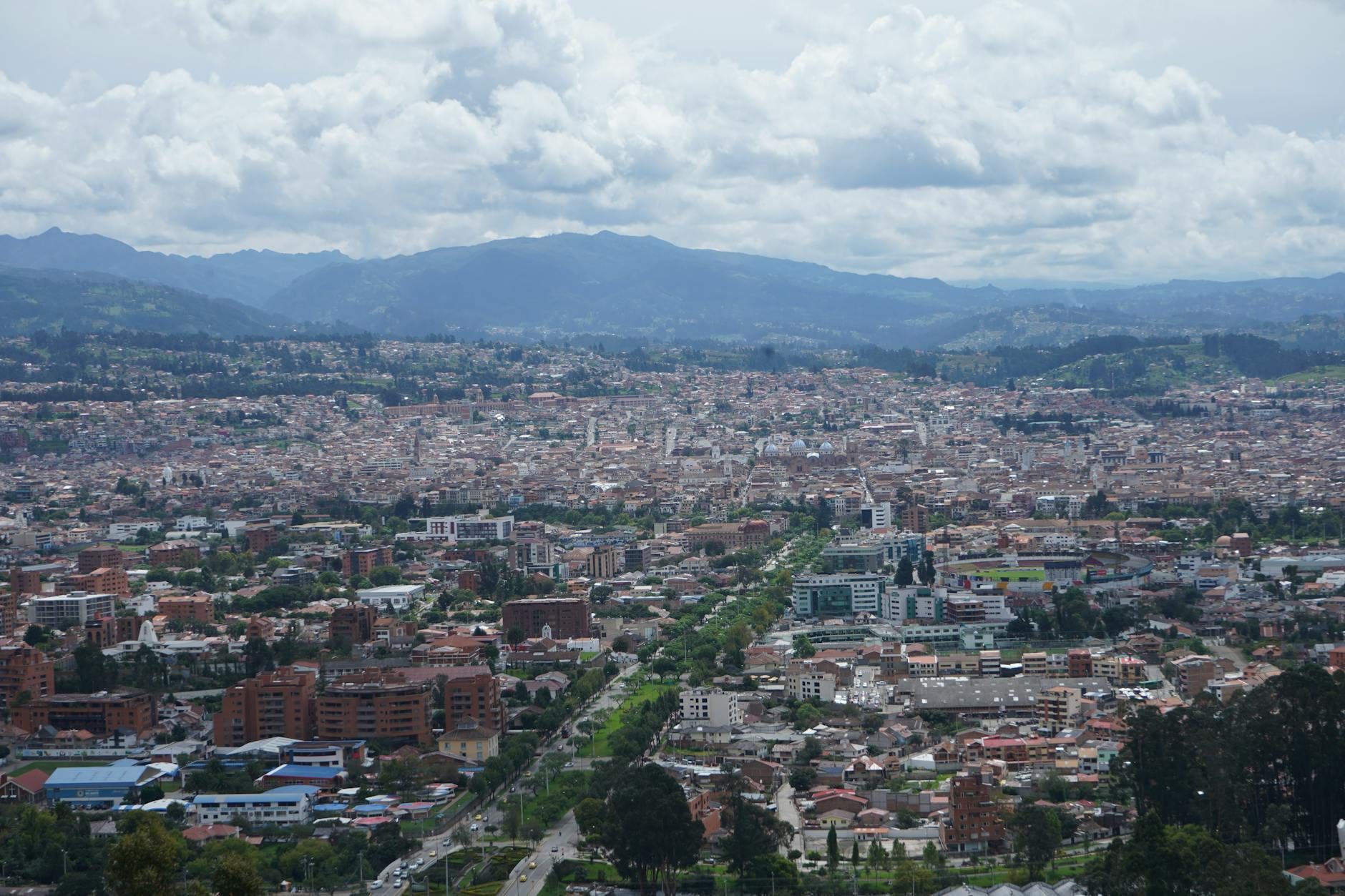 Fuerzas Armadas despliegan más de mil efectivos en Durán para consolidar la seguridad nacional