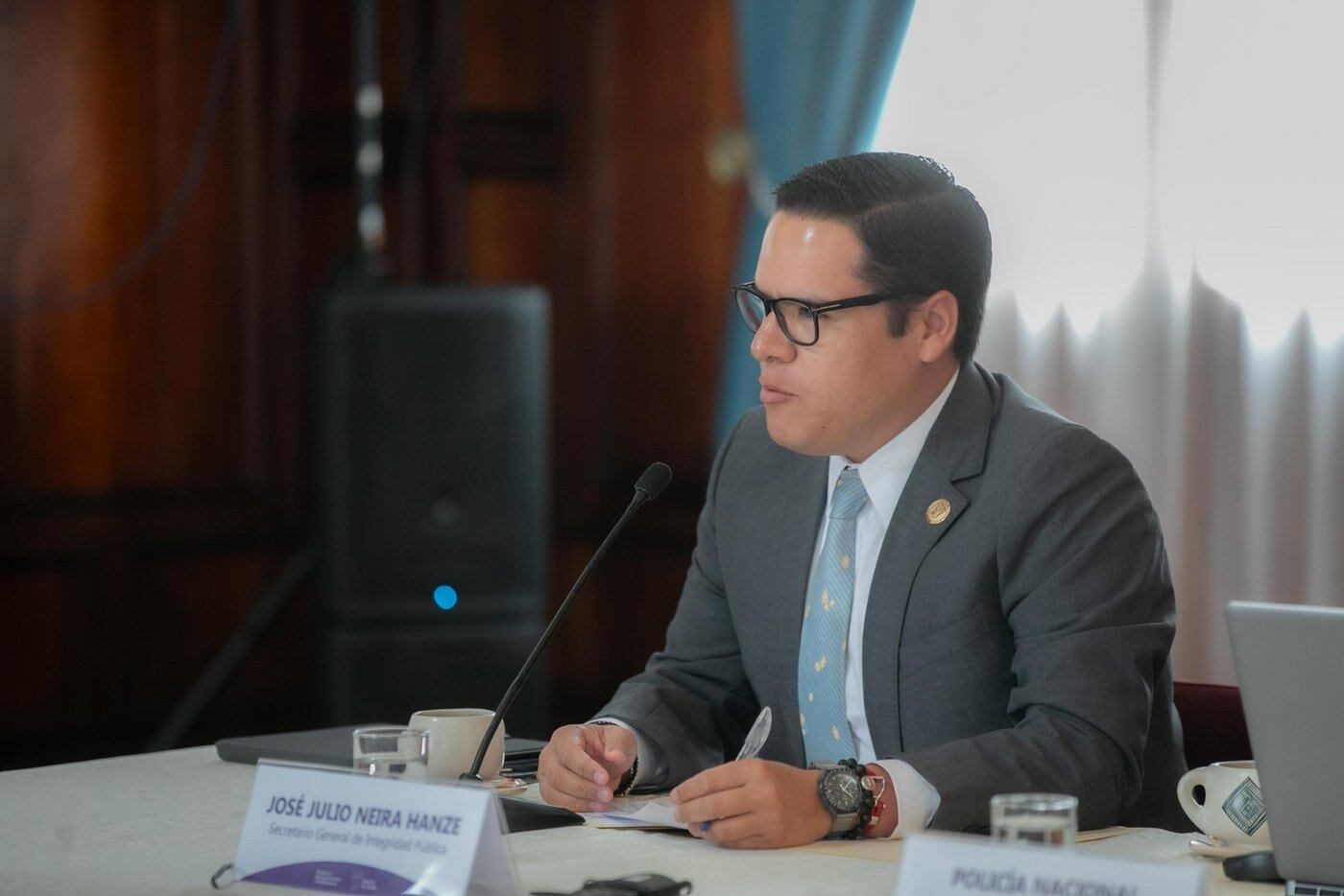 Daniel Noboa oficializa a José Julio Neira como Secretario General de la Administración Pública