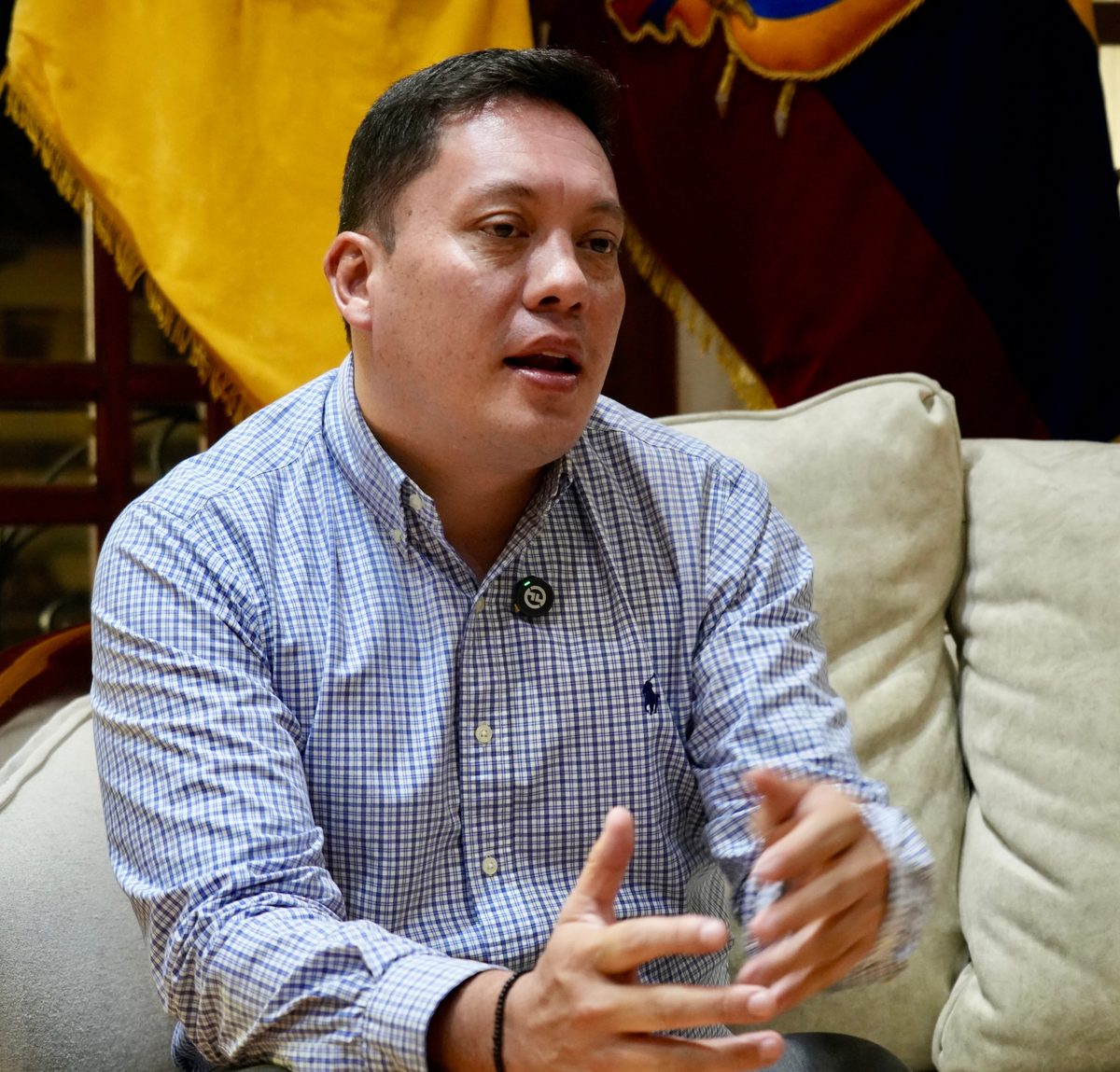 Cristian Zamora enfrenta suspensión electoral tras decisión del TCE y medidas del Ministerio