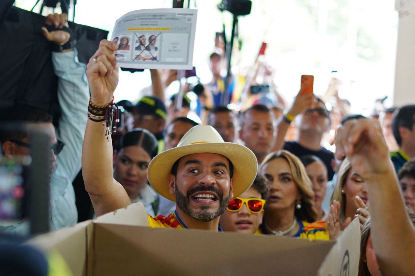 El voto de Abelardo De La Espriella marca una nueva etapa para la derecha colombiana