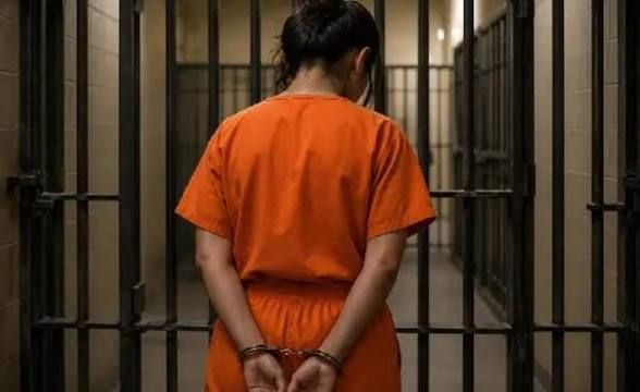 Exjueza montecristeña condena a cinco años por liberación ilegal de reos