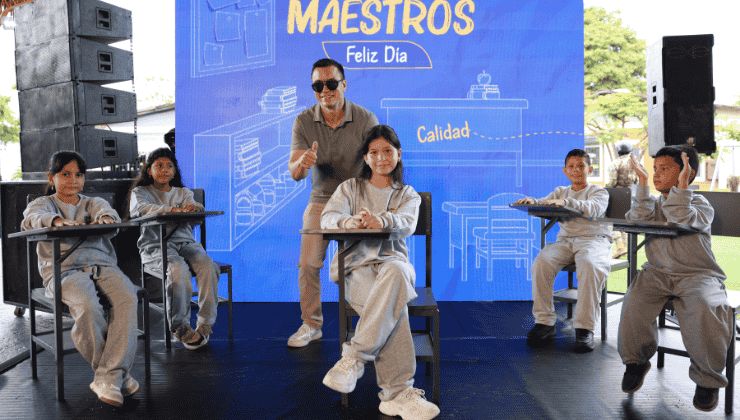 El gobierno de Daniel Noboa incorpora más de 2.000 docentes para fortalecer el sistema educativo nacional