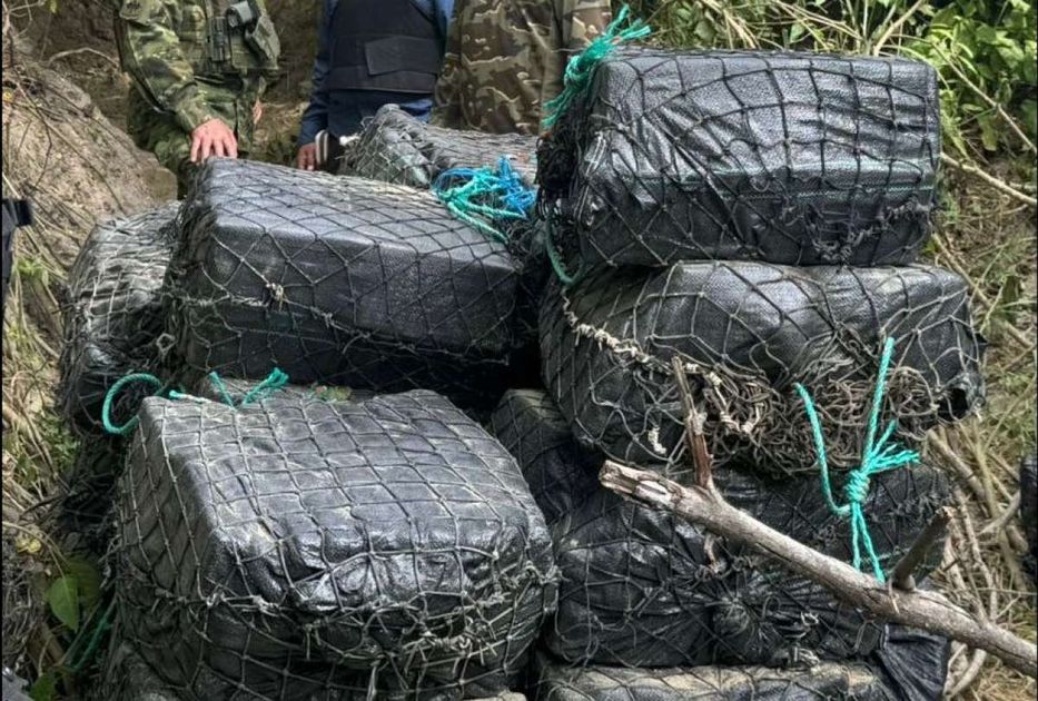 Ecuador y EE.UU. refuerzan alianza en la costa para combatir el narcotráfico internacional