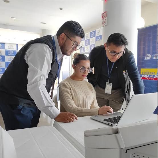 Elecciones Seccionales 2027: El CNE cierra registro con casi 18 mil candidatos en todo el país