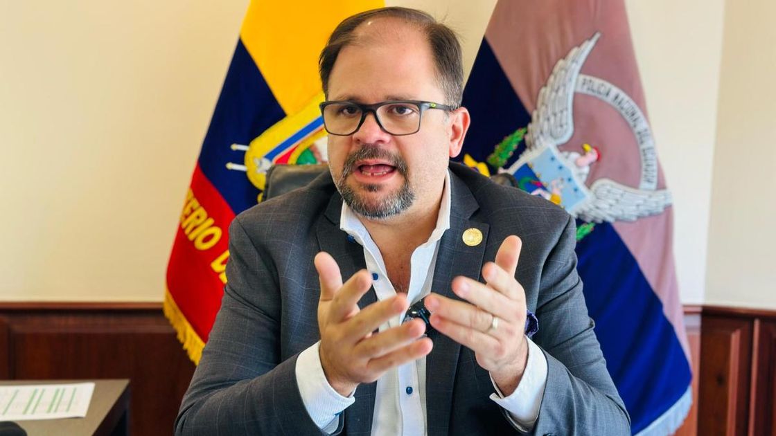 Ministro Reimberg exige a fiscales protegidos firmeza ante presiones del crimen organizado