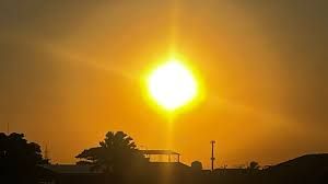 Ecuador enfrenta niveles extremadamente altos de radiación UV este lunes 13 de abril