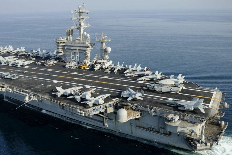 Portaaviones USS Nimitz y destructor USS Gridley llegan a Ecuador para ejercicios militares conjuntos