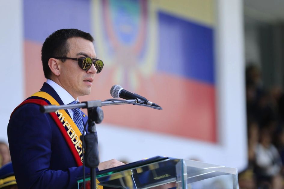 Noboa defiende arancel del 100% a Colombia y denuncia complicidad de Petro con el narcoterrorismo