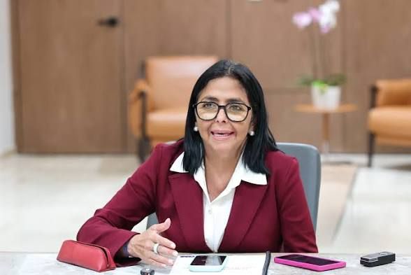 Venezuela reprograma su Consulta Popular al 18 de octubre por conflicto con fecha indígena