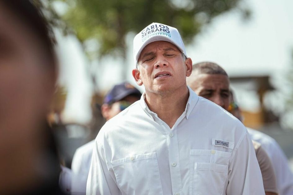 Carlos Serrano renuncia a la Viceprefectura del Guayas para buscar nuevos desafíos políticos