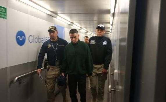 Captura de alias 'Lobo Menor' desata mensaje político: asambleísta llama 'Zorro Mayor' a Rafael Correa