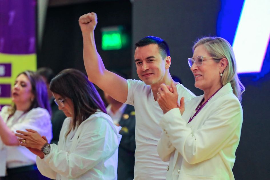 Noboa respalda la candidatura de Annabella Azín para la Alcaldía de Guayaquil