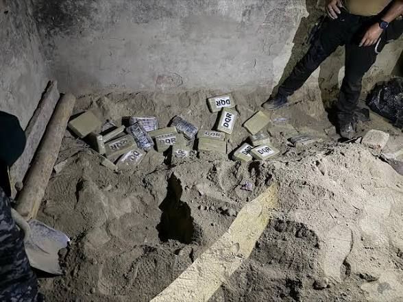 Hallan 500 bloques de droga enterrados en Tarifa: detenidos ligados a Durán