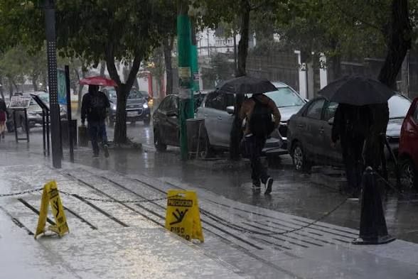 Alerta del Inamhi: Lluvias y tormentas afectan a Ecuador hasta el 20 de mayo