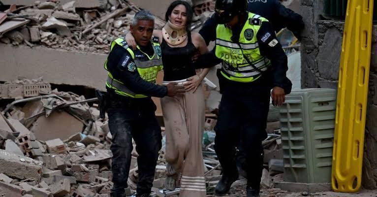 USGS proyecta hasta 100 mil muertos por sismo en Venezuela