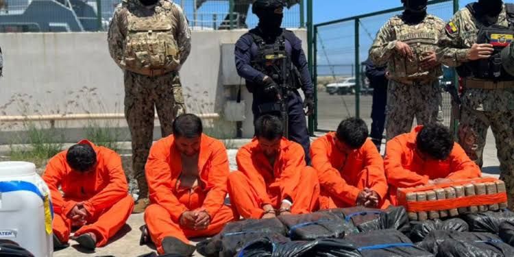 Decomisan 2,9 toneladas de droga valoradas en 70 millones de dólares en operativo marítimo conjunto