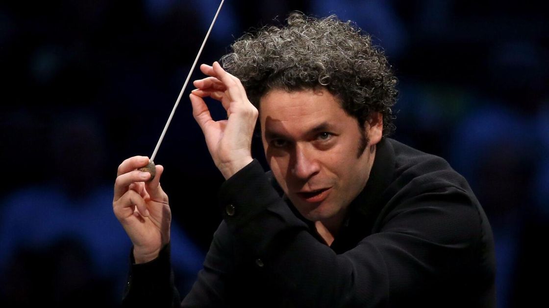 Dudamel pospone gira por España ante la crisis venezolana