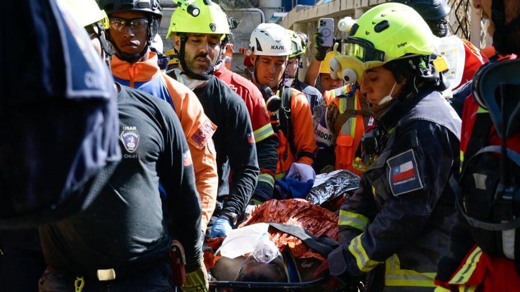 Venezuela coordina rescate tras sismos: 3 mil rescatistas internacionales