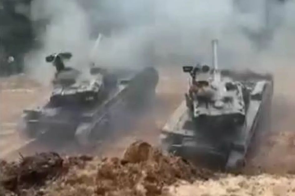 Ejército destruye 30 bocaminas con tanques en Santo Domingo