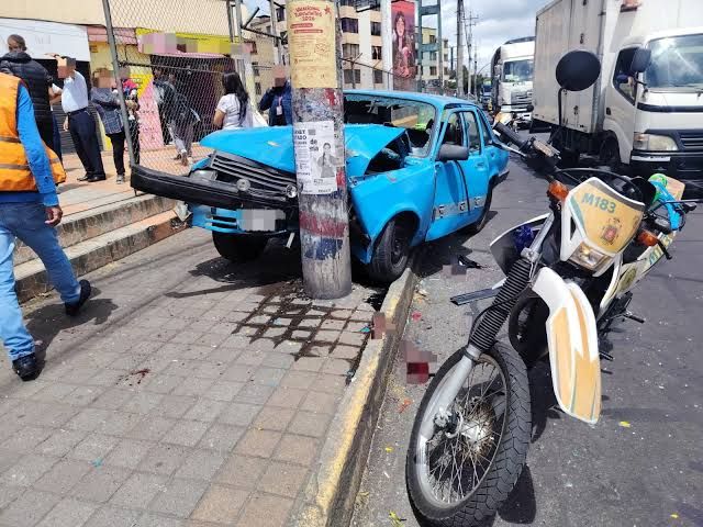 Trágico siniestro vial deja un fallecido en la av. Shyris de Quito